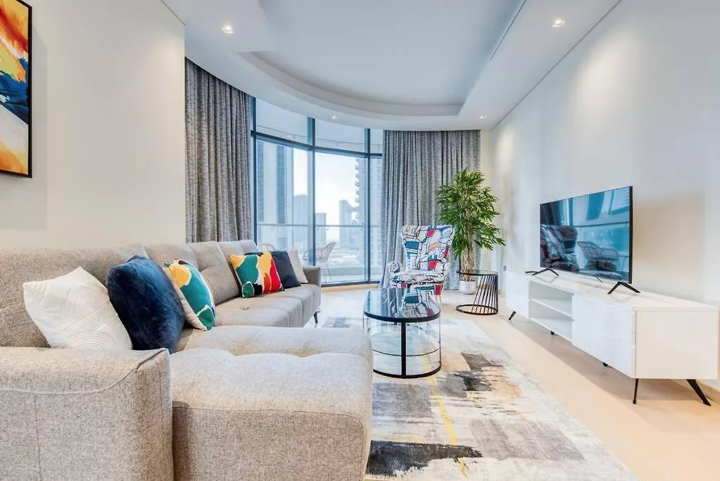 Rh - Beautiful Furnished, Spacious 01 Bedroom Walk To Dubai Mall Apartment