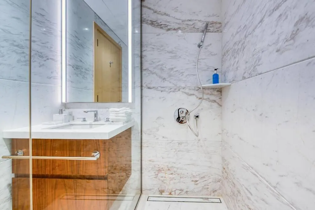 Rh - Beautiful Furnished, Spacious 01 Bedroom Walk To Dubai Mall