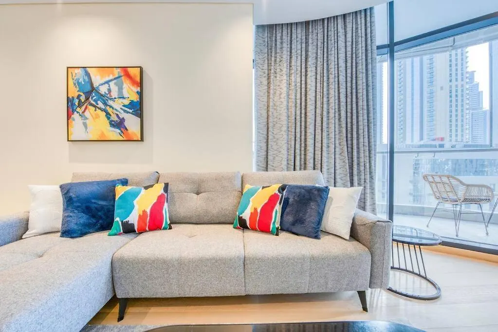 Rh - Beautiful Furnished, Spacious 01 Bedroom Walk To Dubai Mall 0*,  United Arab Emirates